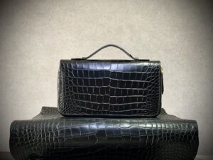 Sara Zipper Wallet