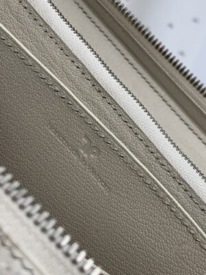 z3866907263489_71b0e322b5a1940bd58dcca702e318a1