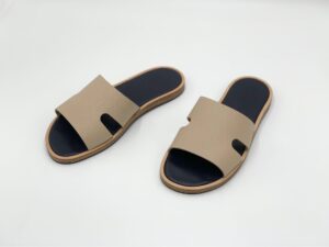 Dép TP nam - màu beige lót xanh navy