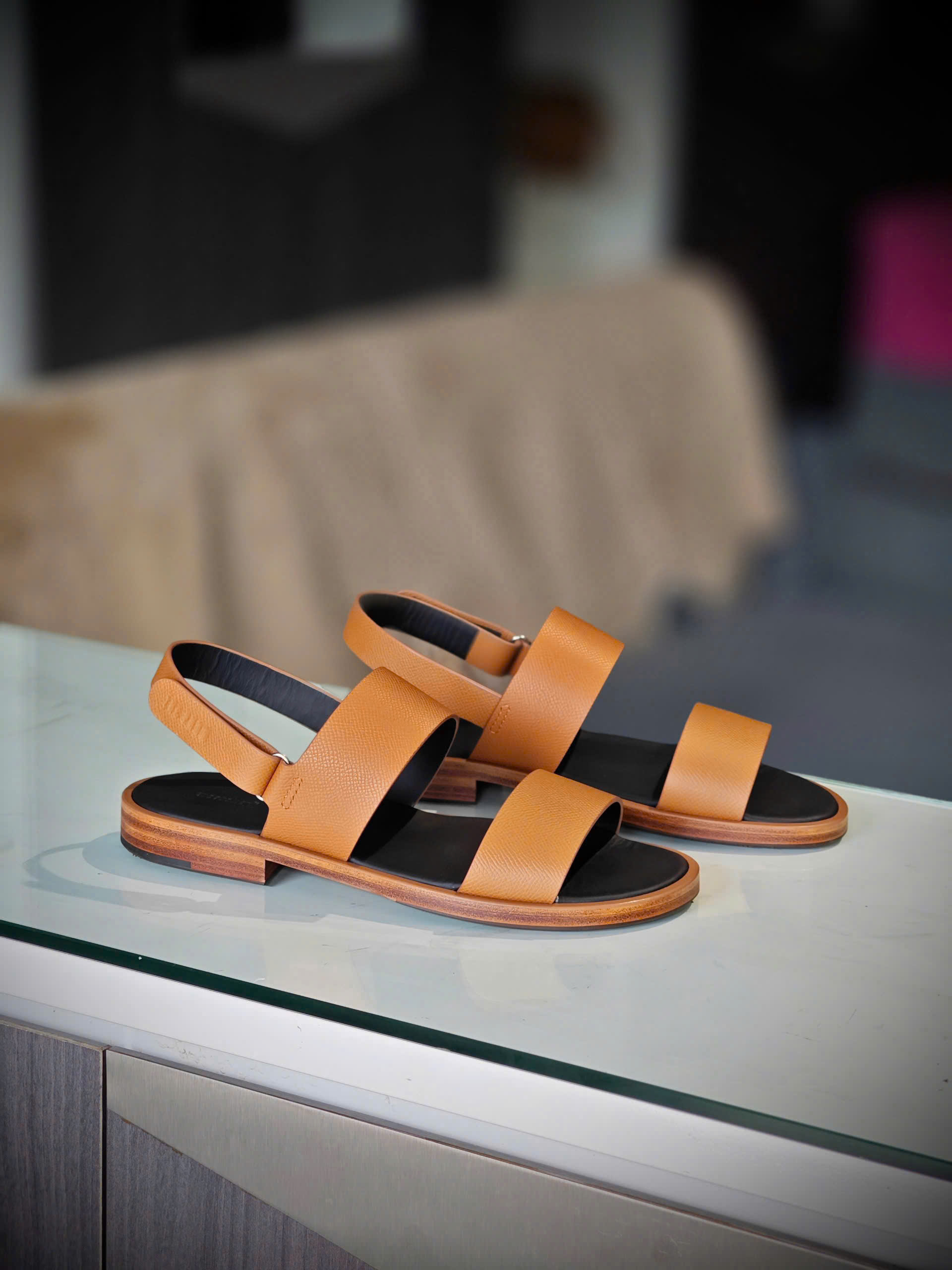 Dép TP nam – Sandal ELE màu gold | Dép da nam thủ công Thế Phạm