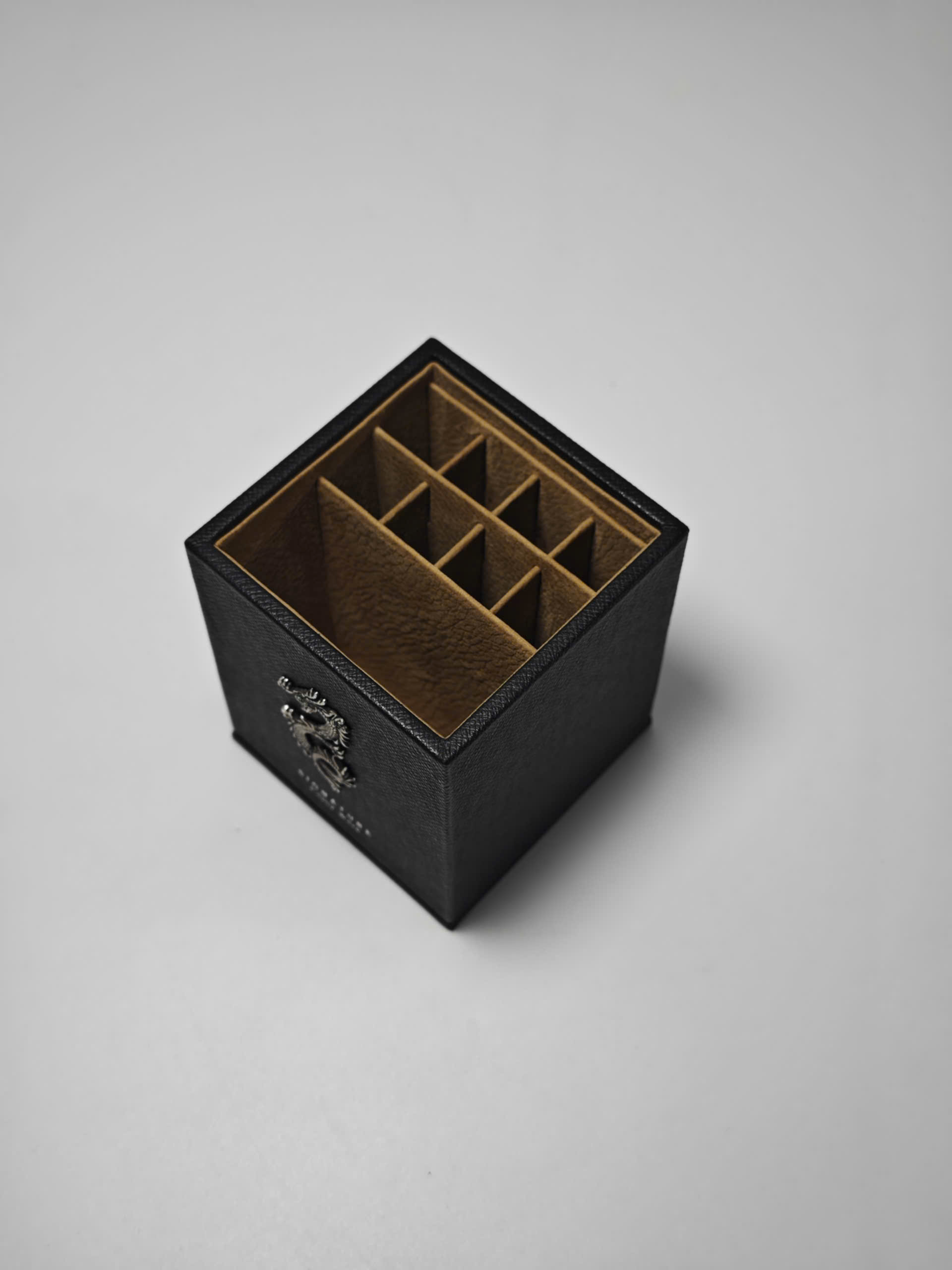 TP Pen Box Signature Enjoy Work - Hộp đựng bút da cao cấp - Hình ảnh 3