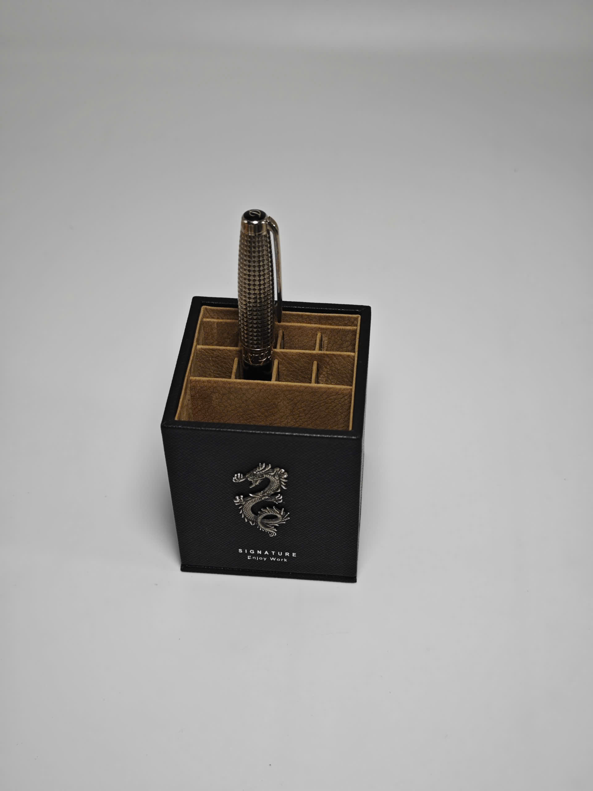 TP Pen Box Signature Enjoy Work - Hộp đựng bút da cao cấp - Hình ảnh 2